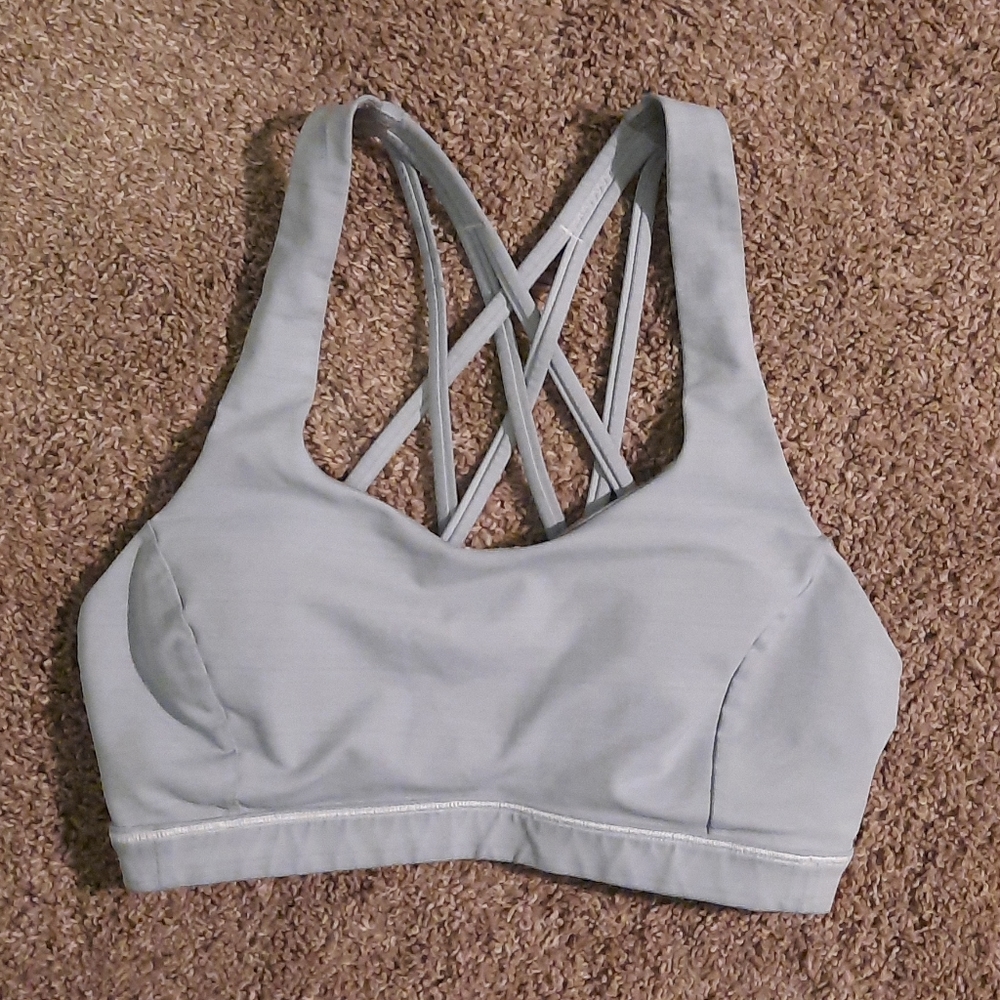 LULULEMON FREE TO BE SERENE BRA (Rare)